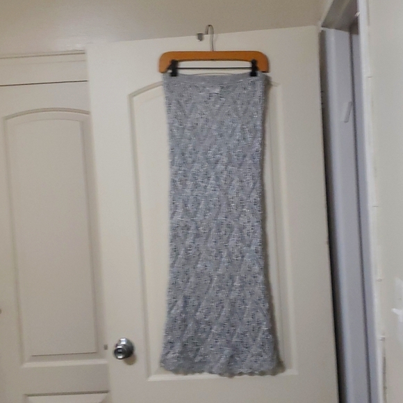 Metallic mesh midi skirt. - Picture 1 of 4